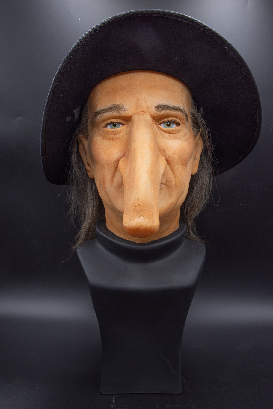 Dünya tarihinin en uzun burunlu insanı Thomas Wadhouse! Tam 19 santimetre!