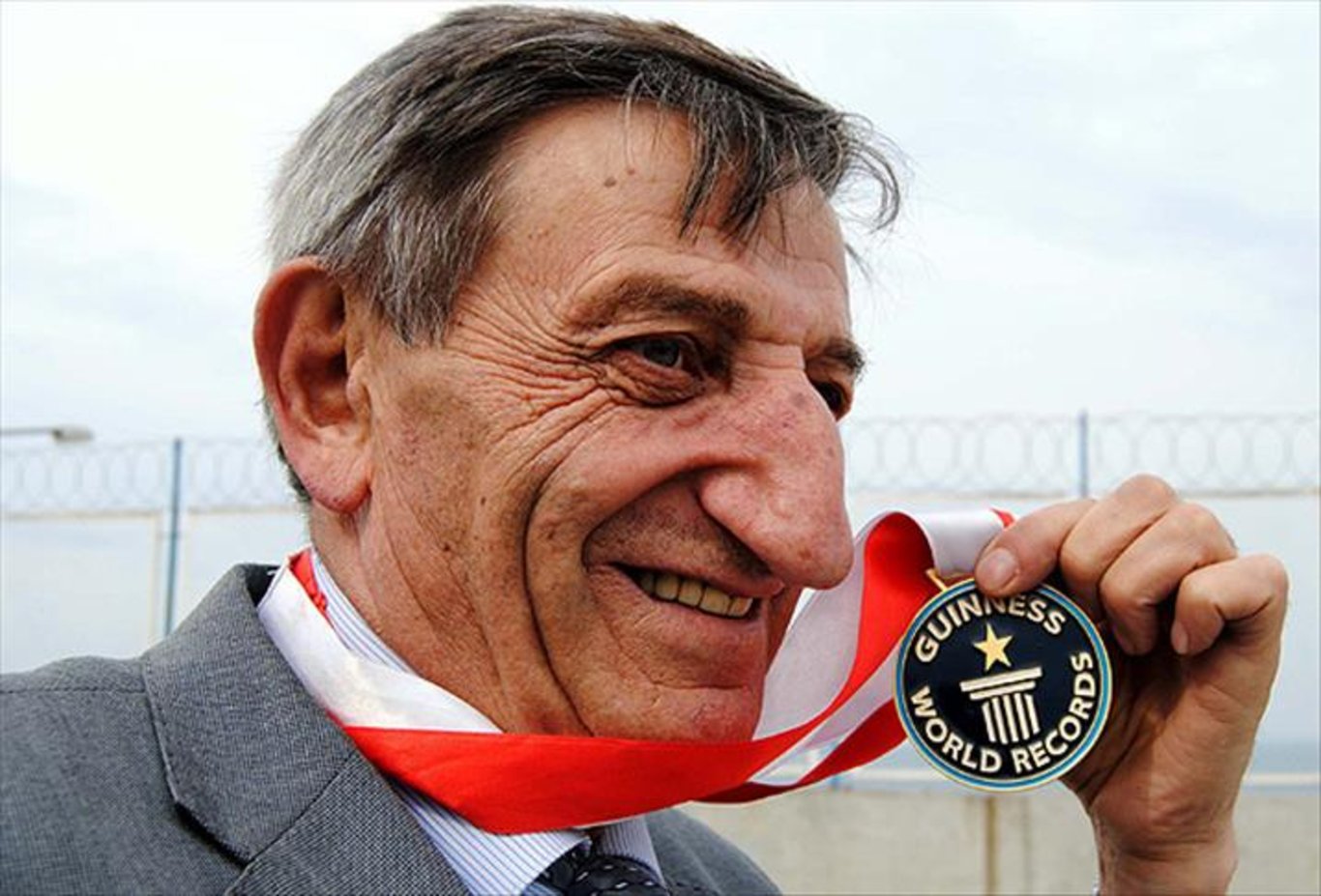 Dünya tarihinin en uzun burunlu insanı Thomas Wadhouse! Tam 19 santimetre!