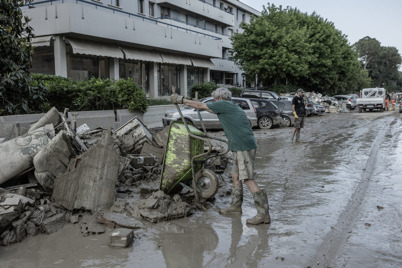 Son dakika: En az 14 kişi hayatını kaybetti: İtalya'da sel nedeniyle verilen 