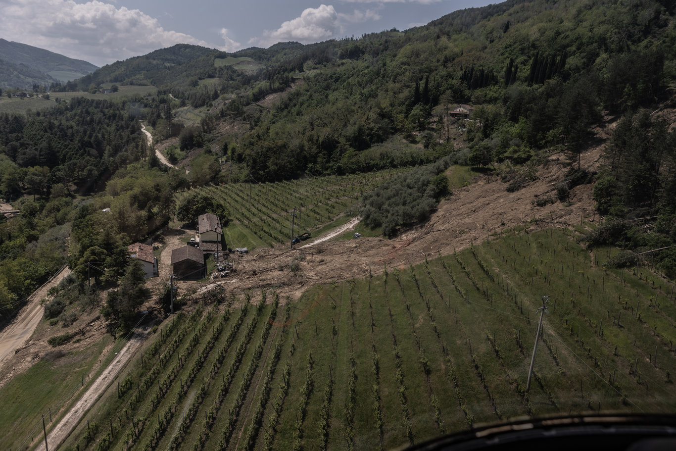 Son dakika: En az 14 kişi hayatını kaybetti: İtalya'da sel nedeniyle verilen 