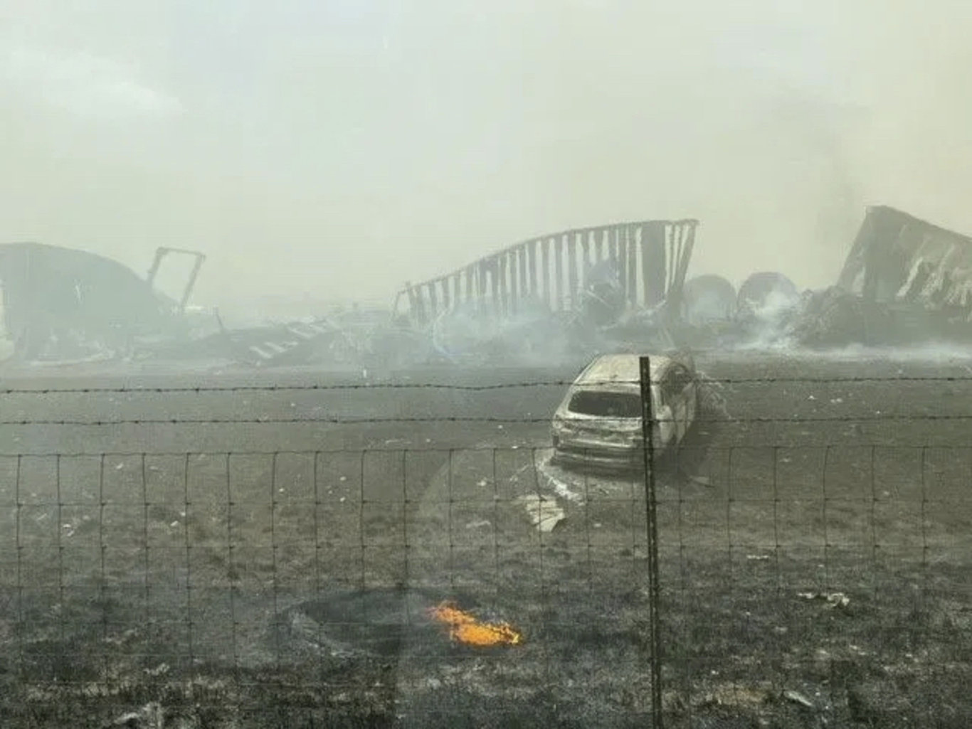 ABD'de kum fırtınası zincirleme kazaya neden oldu: Onlarca araç birbirine girdi!