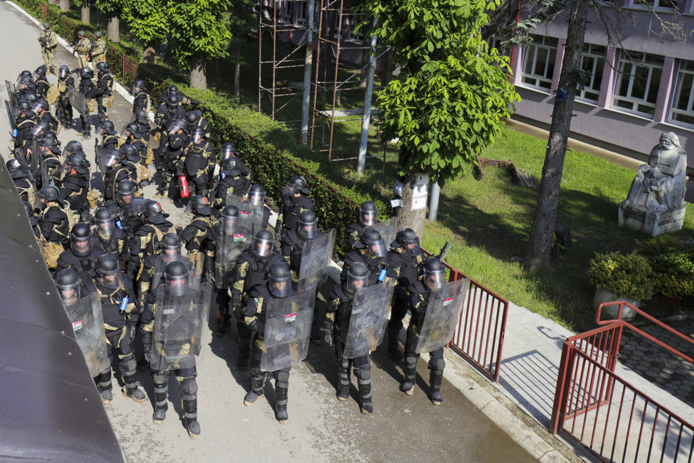 NATO'dan Kosova kararı: İlave asker gönderiliyor