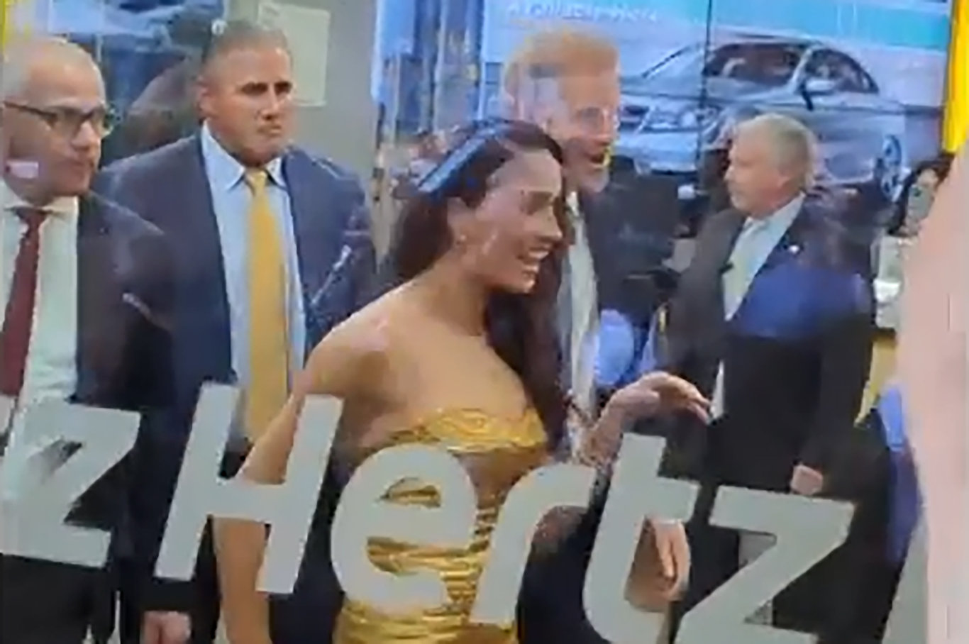 Prens Harry ve Markle 