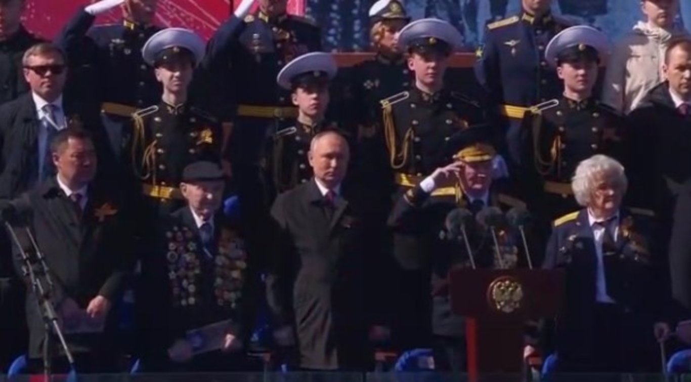 Rusya'da Zafer Günü kutlamalarında gövde gösterisi