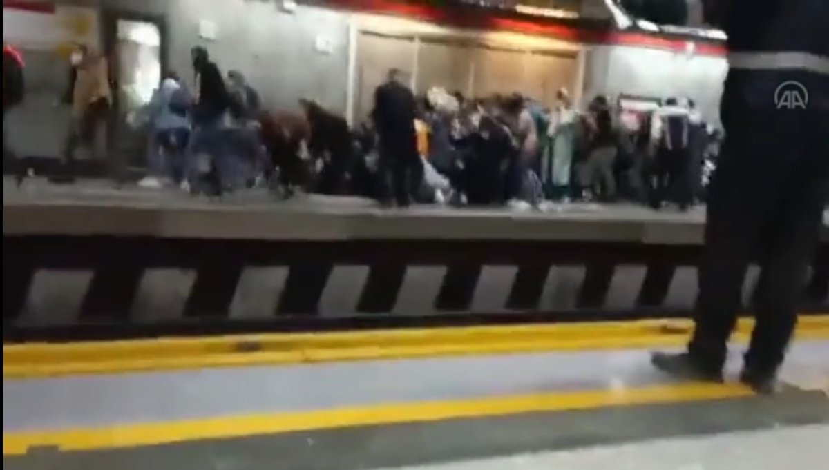 Tahran Metrosu’nda panik anları #2