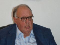 Theodoros Pangolos vefat etti