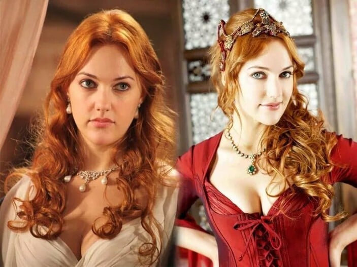 Yırtmaçlı elbisesiyle verdiği poz olay oldu! 39 yaşındaki Meryem Uzerli'den derin sırt dekolteli cesur poz