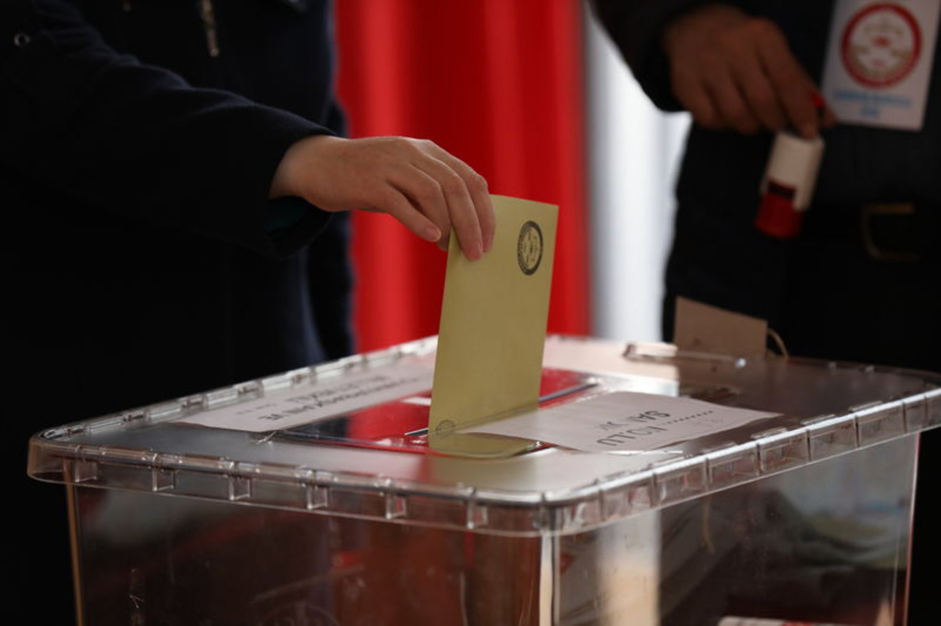 YSK'dan Avrupa kararı: 19 yerde sandık sayıları artırılacak