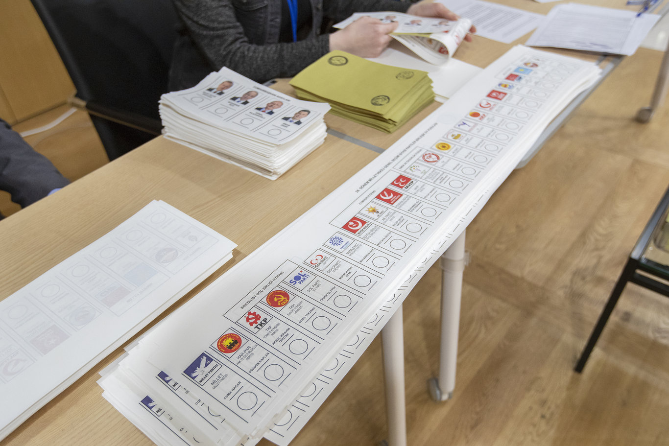 14 Mayıs seçimleri için yurt dışında kullanılan oylar Ankara'da! Yurt dışında kaç kişi oy kullandı? - Gündem haberleri