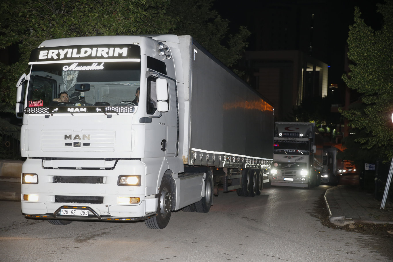 Cumhurbaşkanlığı seçiminin ikinci turu için yurt dışında sandıklar kapandı: Oylar Ankara'ya getirildi