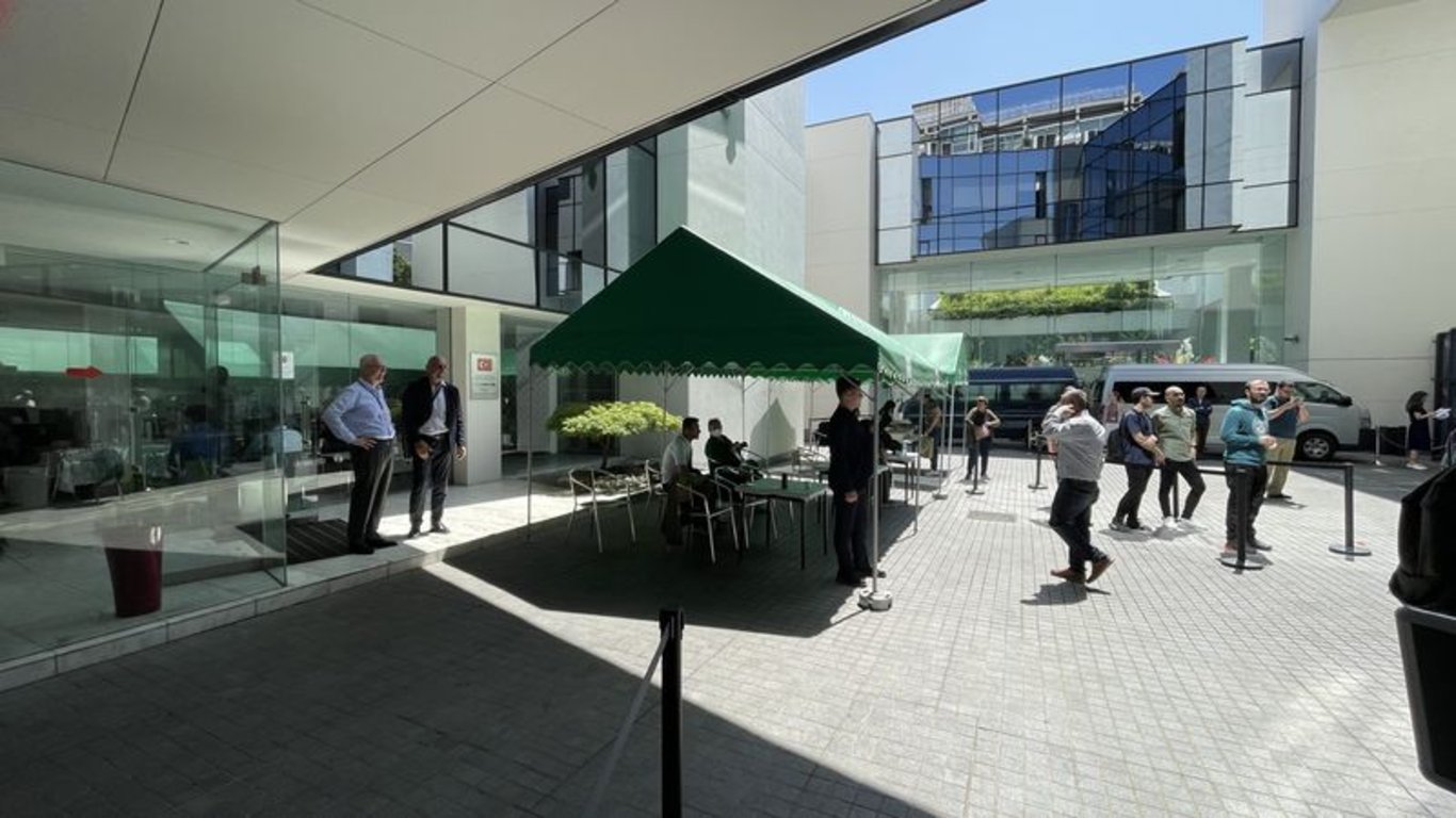 14 Mayıs seçimleri için yurt dışında oy kullanma işlemleri devam ediyor: YSK son durumu paylaştı - Seçim 2023 Haberleri