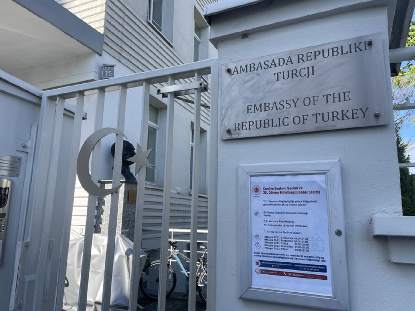 14 Mayıs seçimlerinde yurt dışı oy kullanma işlemleri devam ediyor: Yurt dışı oy kullananların sayısı 1 milyonu geçti - 2023 Seçim Haberleri