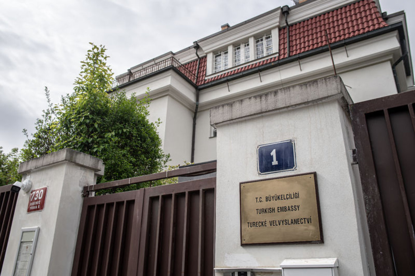 14 Mayıs seçimlerinde yurt dışı oy kullanma işlemleri devam ediyor: Yurt dışı oy kullananların sayısı 1 milyonu geçti - 2023 Seçim Haberleri