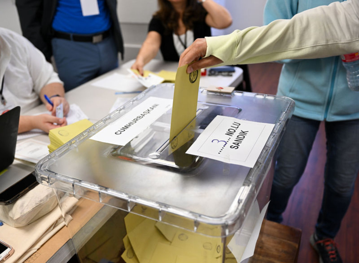 Cumhurbaşkanı Seçimi'nin ikinci turu için yurt dışında oy kullanma işlemi devam ediyor: Yurt dışında kaç kişi oy kullandı?