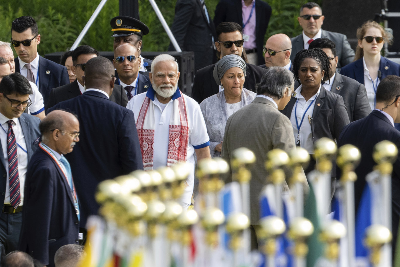 72 yaşındaki Hindistan Başbakanı Modi, New York'ta yoga etkinliğine katıldı