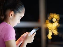 Çocuklarımızı sosyal medyada denetlemeli miyiz?