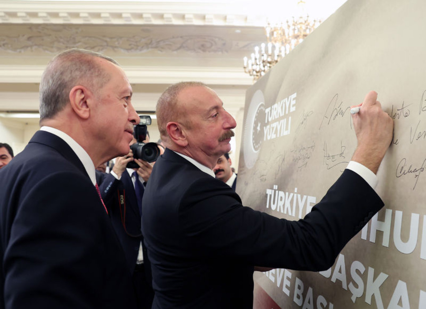 Cumhurbaşkanı Erdoğan'ın TBMM'deki yemin töreni dünya basınında geniş yer buldu