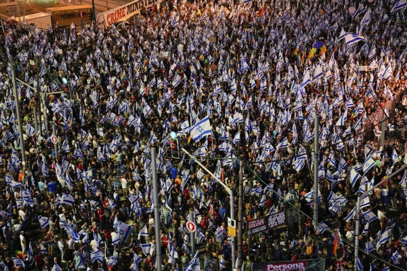 İsrailliler protestoların 25. haftasında yine meydanlarda