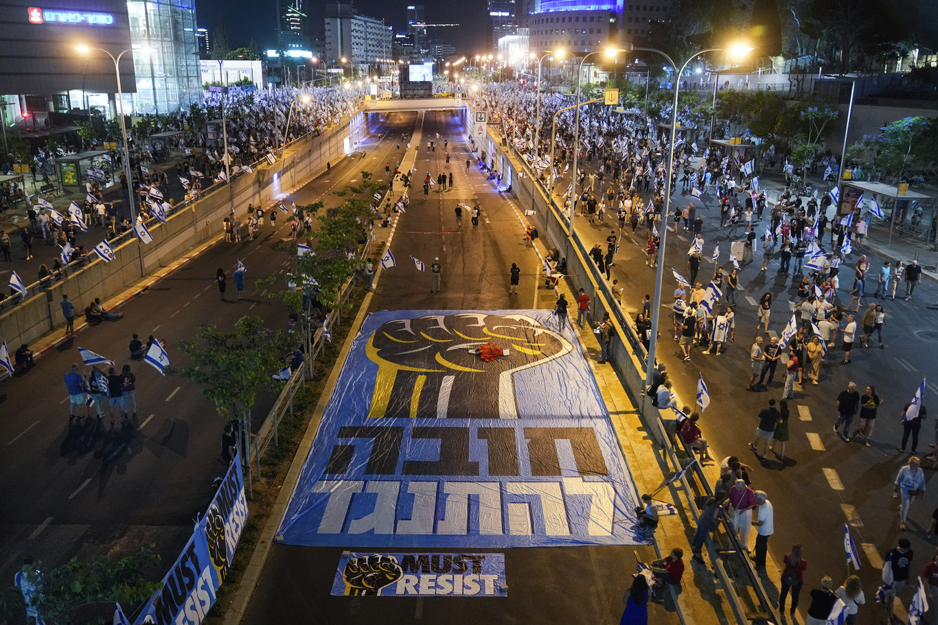 İsrailliler protestoların 25. haftasında yine meydanlarda