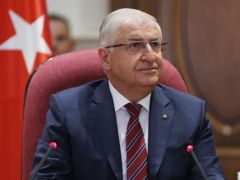 Milli Savunma Bakanı Güler Yunan mevkidaşıyla görüştü