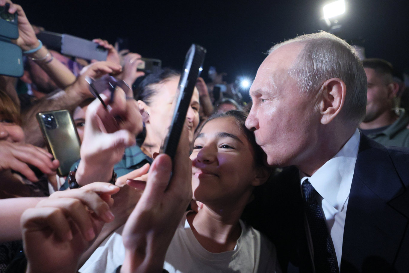 Putin, Wagner isyanından günler sonra halkla buluştu - Rusya Haberleri