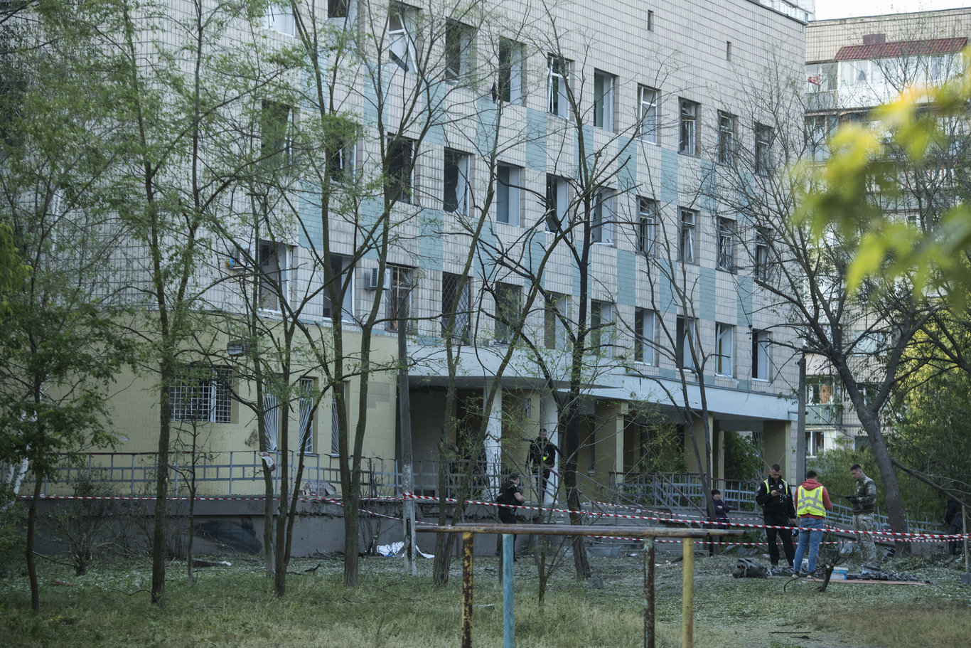 Rusya'dan Kiev'e füze saldırısı: 2'si çocuk 3 kişi öldü!