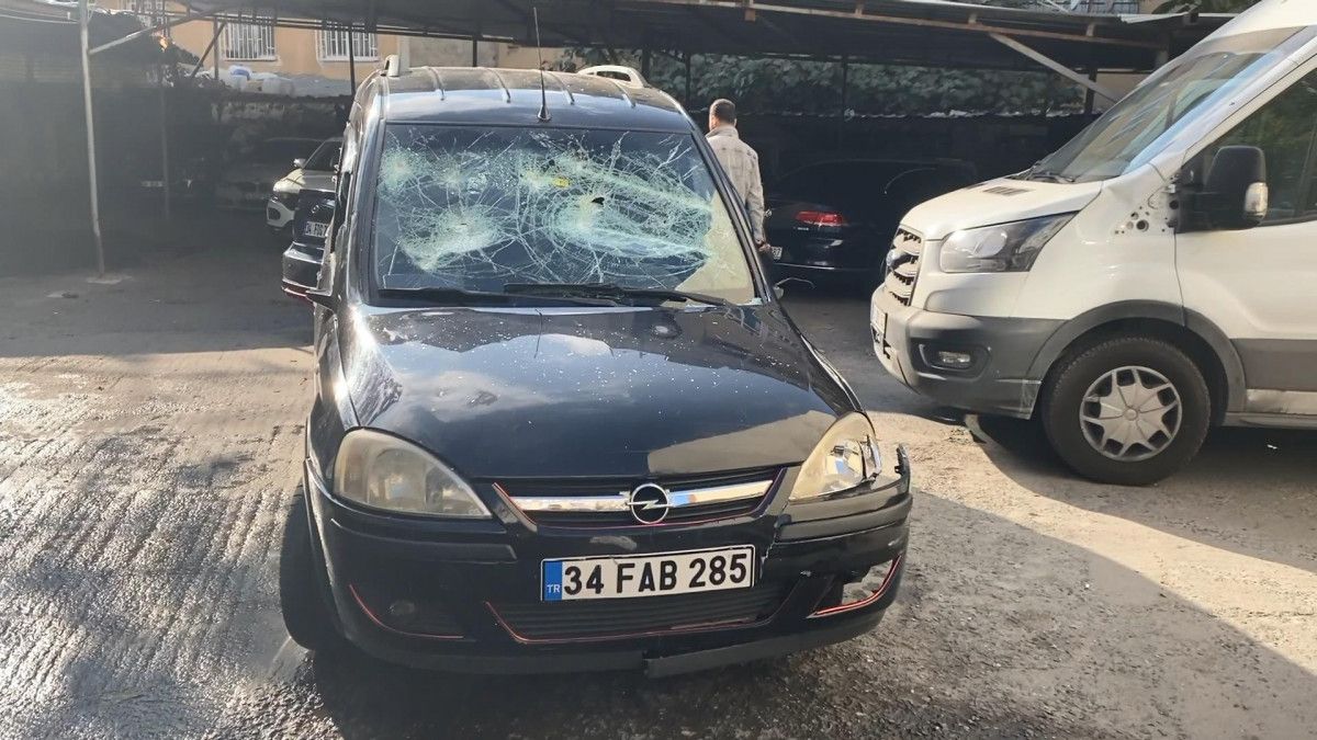 Zeytinburnu ndaki otopark kavgasında 3 kişi yaralandı #1