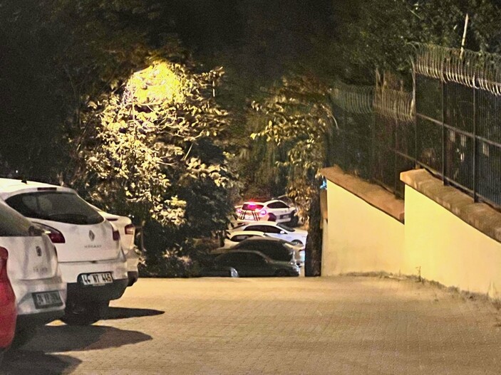 d Ataşehir’de polis memuru kurşun yağdırdı: 6 yaralı