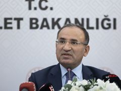 Bakan Bozdağ: Ben FETÖ’yü yargıdan silen adamım