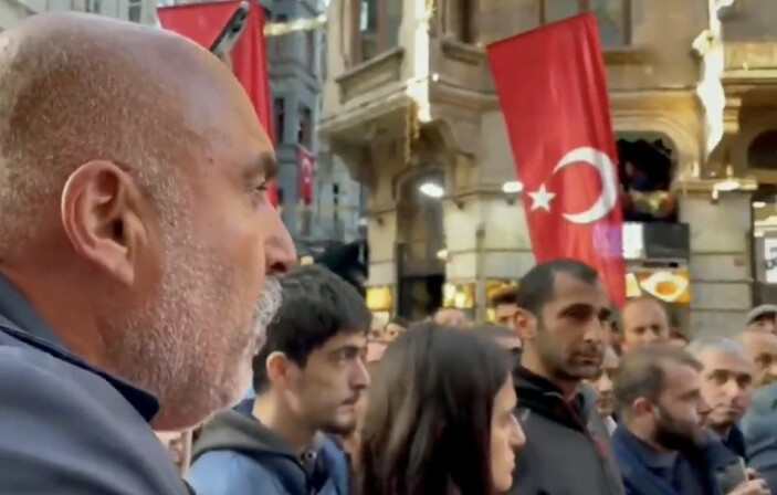 İstiklal Caddesi'nde İyi Parti heyetine tepki