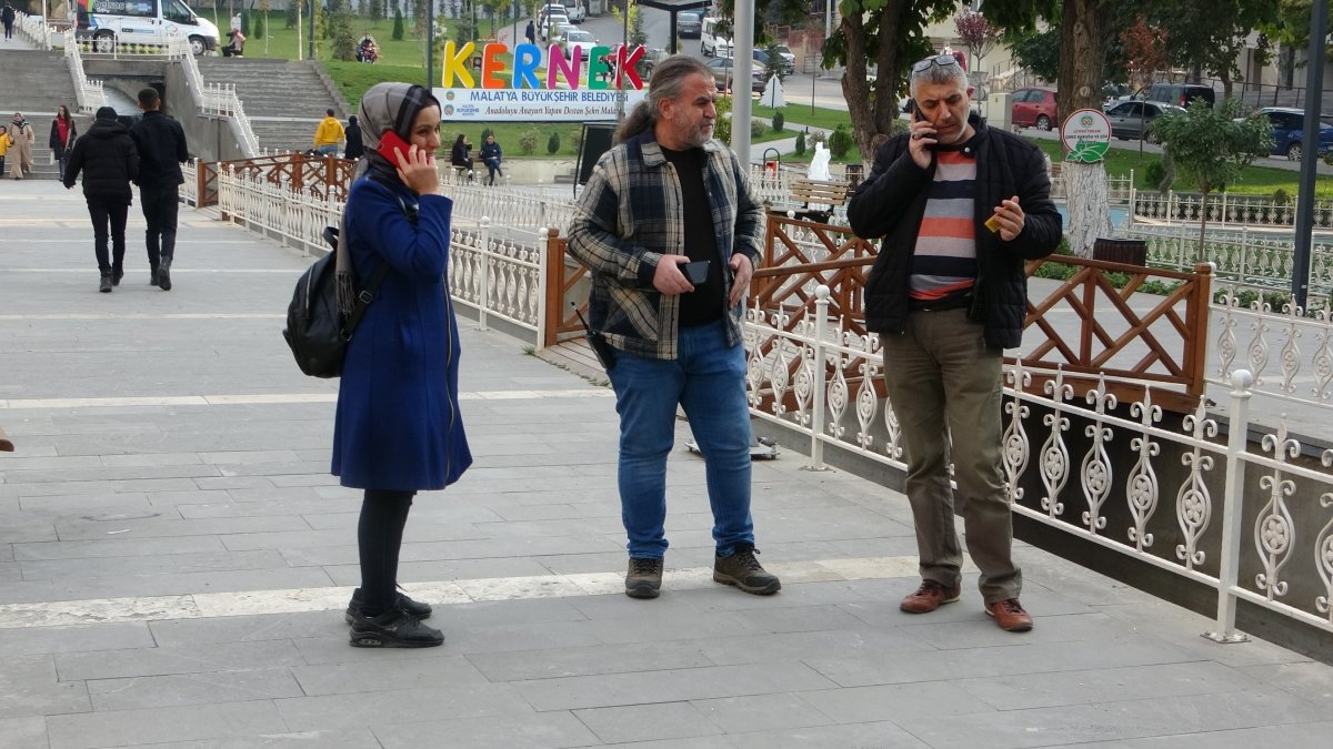 Malatya’da, şüpheli çanta bomba imha ekiplerini harekete geçirdi #1