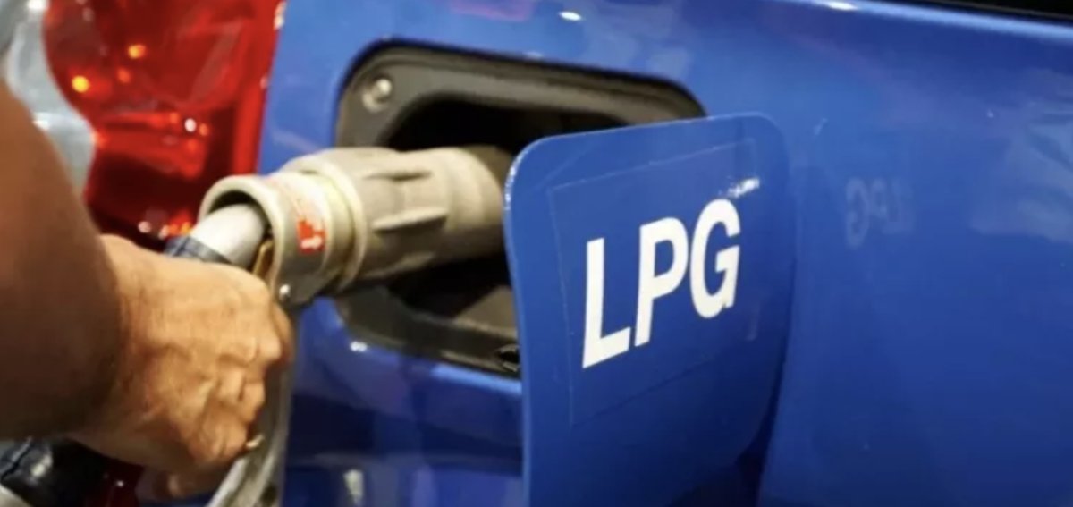 Otomobillere LPG takan mucitten benzin buharıyla çalışan motor #5