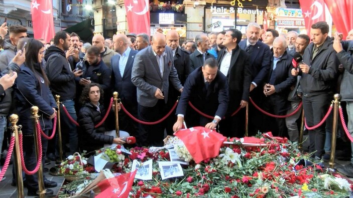 Terör saldırısının gerçekleştiği İstiklal Caddesi gün boyu ziyaret edildi -8