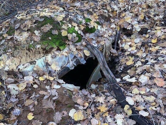 Tunceli’de sığınak içerisinde çok sayıda yaşam malzemesi ele geçirildi