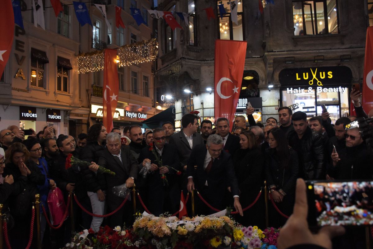 CHP heyeti İstiklal Caddesi nde kurulan platformu ziyaret etti #1