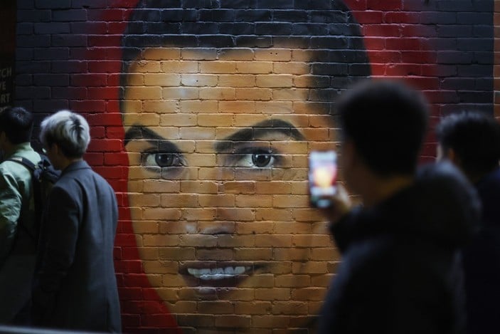 Cristiano Ronaldo'nun posteri, Manchester United stadından kaldırıldı