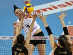 FİLEDE DERBİ: Eczacıbaşı-Vakıfbank voleybol maçı ne zaman, saat kaçta?