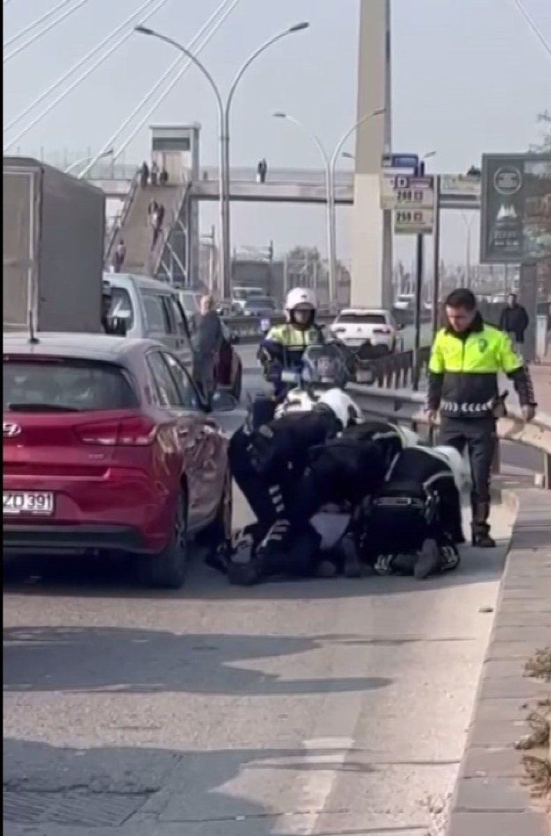 İstanbul da ağabeyine ait otomobili çaldı, Kocaeli de yakalandı #1