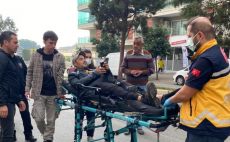 Aydın’da kaza yapan genç telefonunu elinden bırakmadı