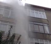 Sultangazi’de su borusundan fışkıran su 13 metre yüksekliğe ulaştı
